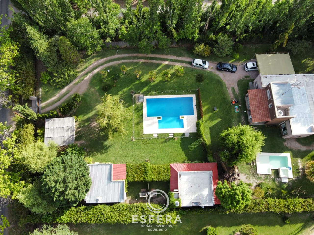 Casa y cabañas calle Perdiguez Rama Caida