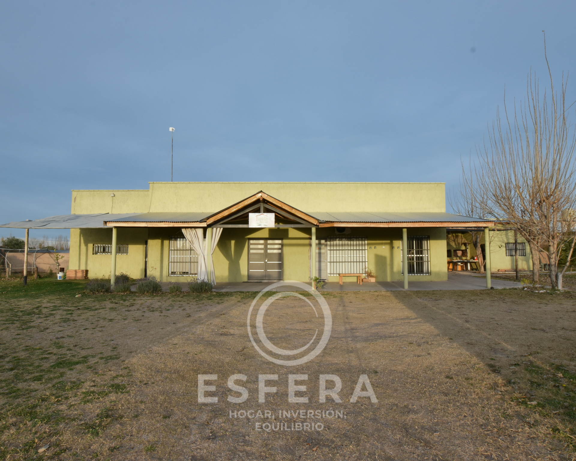 Venta Complejo de Cabañas zona Las Vírgenes 